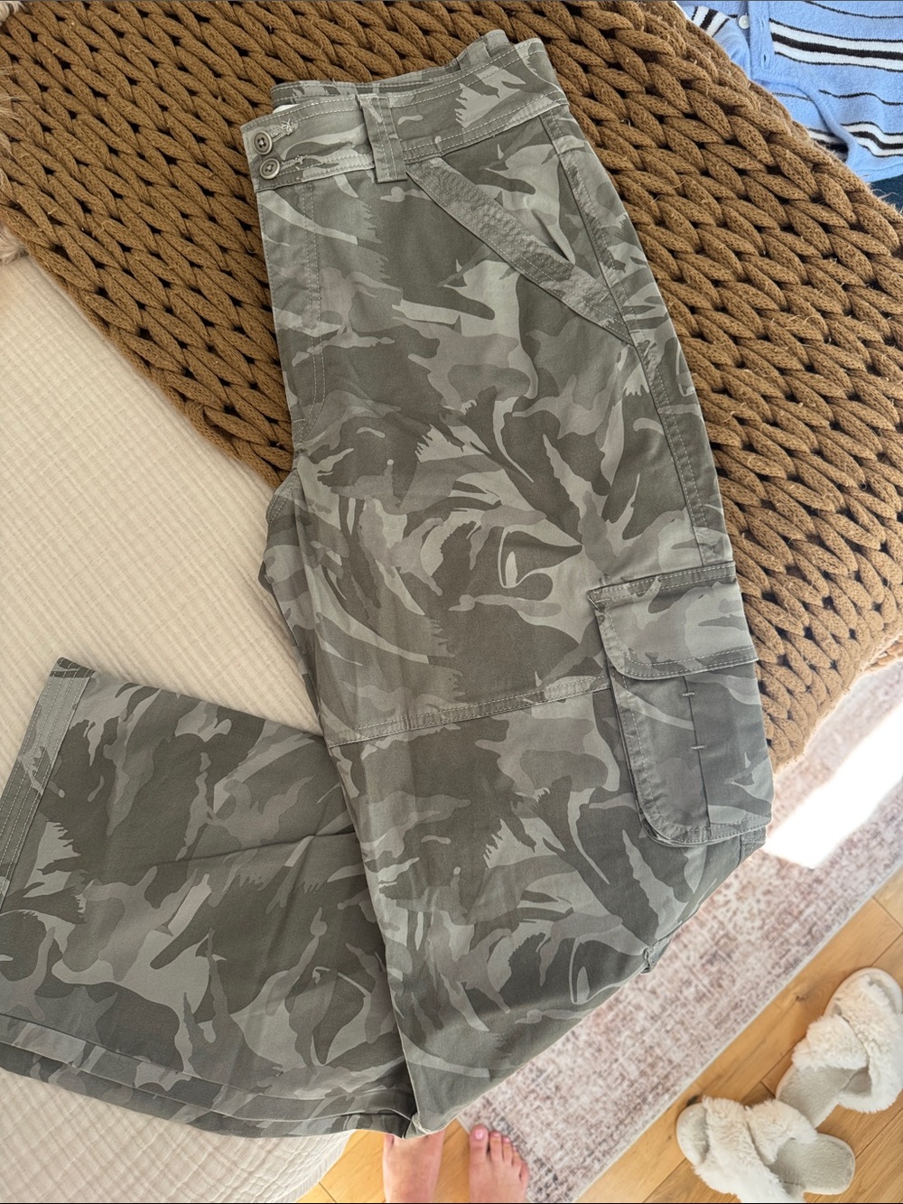 Woman Grey Camo Cargo Pants